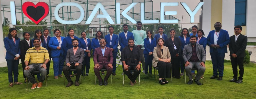 I Love Oakley Landmark Structure & Staff
